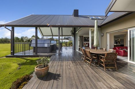 Photo of property in 100 Wingatui Road, Mosgiel, 9024