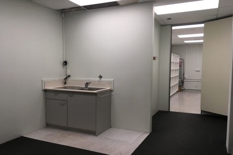 Photo of property in 4/9 Broderick Road, Johnsonville, Wellington, 6037