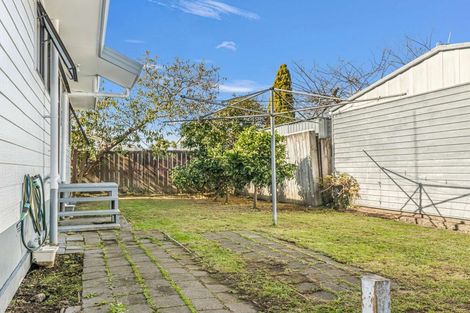 Photo of property in 9 Kentucky Crescent, Nawton, Hamilton, 3200