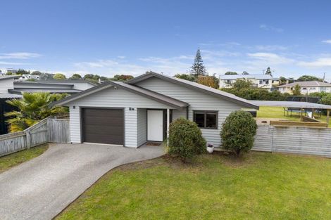 Photo of property in 3 Te Wiremu Lane, Otaki, 5512