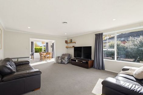 Photo of property in 2/63 Gainsborough Street, Hoon Hay, Christchurch, 8025