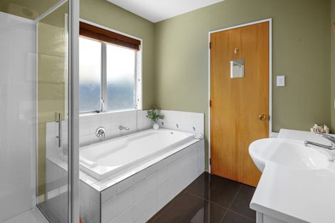 Photo of property in 29 Dunedin Street, Redwood, Christchurch, 8051