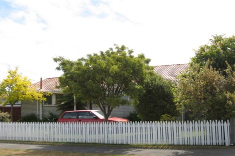 Photo of property in 6 Karlaw Place, Parklands, Christchurch, 8083