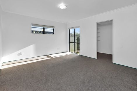 Photo of property in 7 Endeavour Place, One Tree Point, 0118