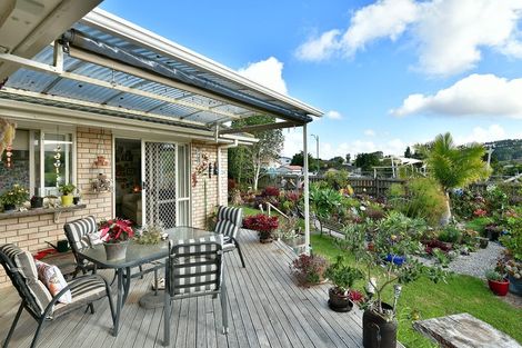 Photo of property in 29 Cabeleigh Drive, Helensville, 0800