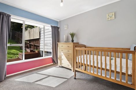 Photo of property in 1/57a Hogans Road, Glenfield, Auckland, 0629