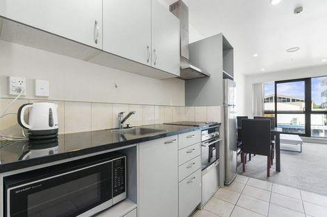 Photo of property in Royal Court Apartments, 1193unit Hinemoa Street, Rotorua, 3010