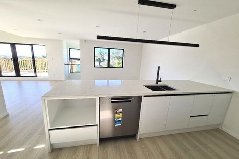 Photo of property in 34d Weldene Avenue, Glenfield, Auckland, 0629