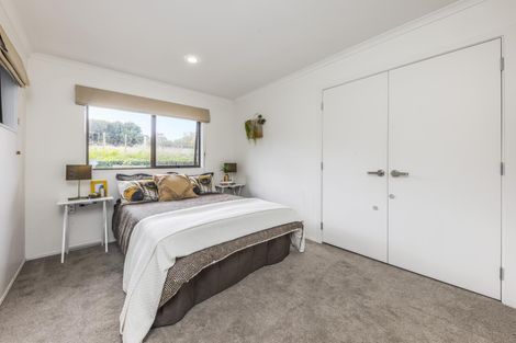 Photo of property in 32 Gracechurch Drive, Flat Bush, Auckland, 2016