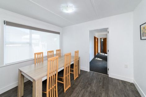 Photo of property in 6 Milton Street, Roslyn, Palmerston North, 4414