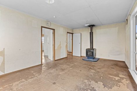 Photo of property in 83 River Road, Masterton, 5810