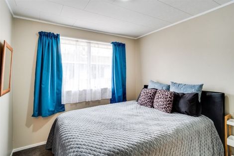 Photo of property in 4 Otatara Road, Taradale, Napier, 4112