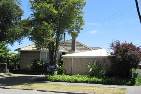 Photo of property in 3 Pinehurst Crescent, Russley, Christchurch, 8042