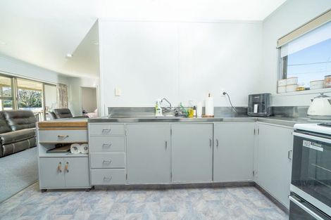 Photo of property in 79 Valley Road, Hikurangi, 0114