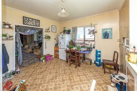 Photo of property in 28 Roberts Avenue, Aramoho, Whanganui, 4500