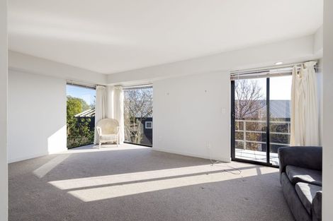 Photo of property in 72 Glenstrae Road, Redcliffs, Christchurch, 8081
