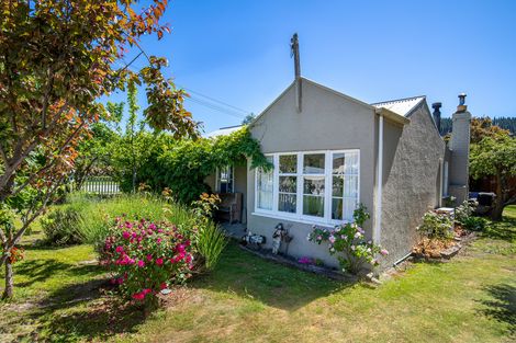 Photo of property in 6 Blyth Street, Clyde, 9330