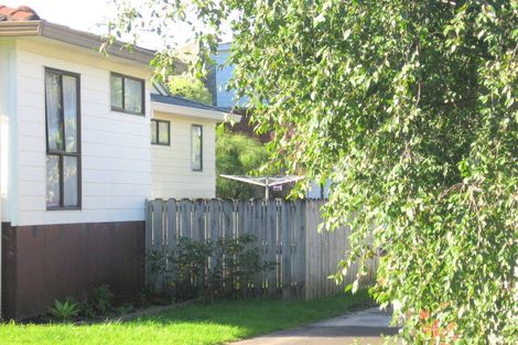 Photo of property in 103 Keegan Drive, Massey, Auckland, 0614