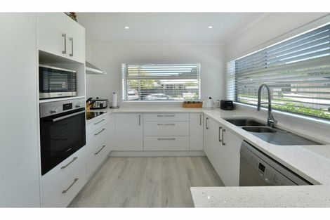 Photo of property in 19a Forest Glen, Orewa, 0931