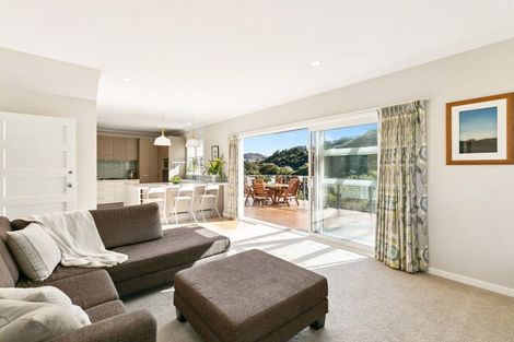 Photo of property in 16 Narbada Crescent, Khandallah, Wellington, 6035
