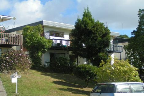 Photo of property in 36 Meadowvale Avenue, Forrest Hill, Auckland, 0620