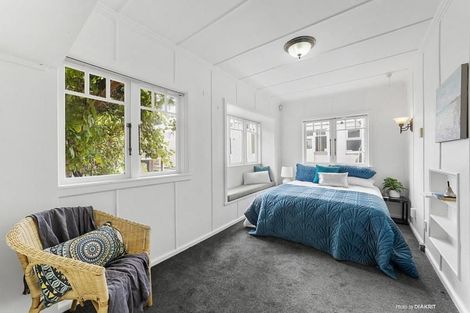 Photo of property in 284 Karori Road, Karori, Wellington, 6012