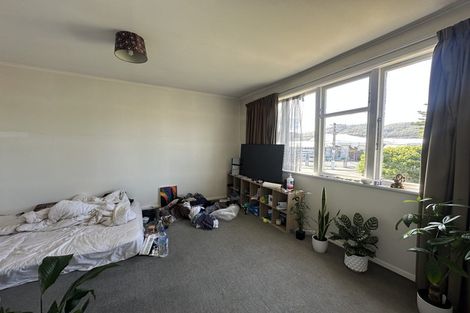 Photo of property in 1070 High Street, Avalon, Lower Hutt, 5011