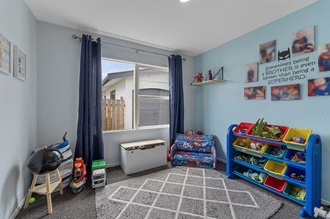 Photo of property in 3 Dennis Grove, Paraparaumu Beach, Paraparaumu, 5032
