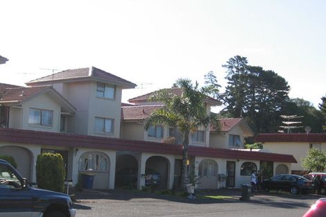 Photo of property in 8/3 Glen Road, Browns Bay, Auckland, 0630