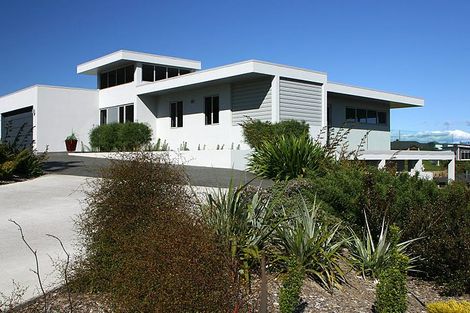 Photo of property in 103 Marlborough Ridge Drive, Fairhall, 7272