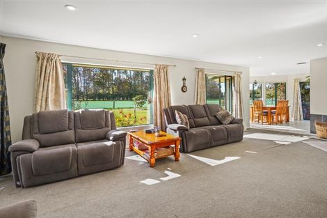 Photo of property in 279 School Road, West Eyreton, Rangiora, 7475