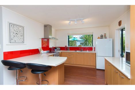 Photo of property in 4 Jenny Lane, Waiuku, 2123