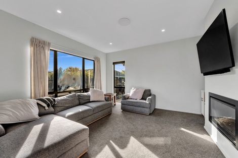 Photo of property in 188 Travis Road, New Brighton, Christchurch, 8083