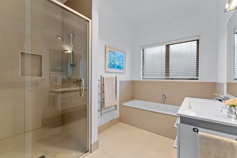 Photo of property in 5 Sophia Place, Karaka, Papakura, 2113