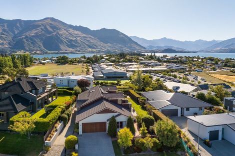 Photo of property in 86 Kings Drive, Wanaka, 9305
