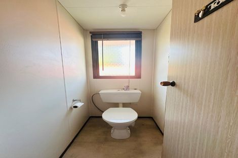 Photo of property in 24 Starforth Place, Henderson, Auckland, 0612