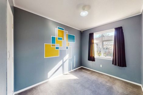 Photo of property in 2/15 Clouston Park Road, Ebdentown, Upper Hutt, 5018