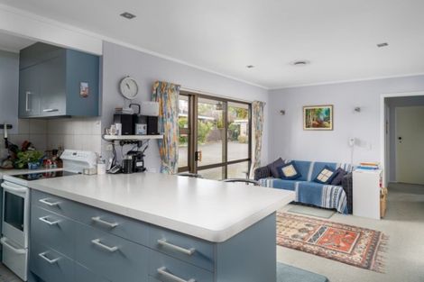 Photo of property in 7 Kathleen Place, Rainbow Point, Taupo, 3330