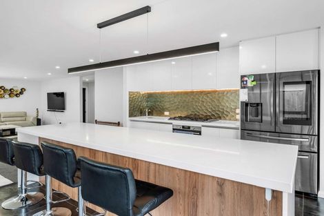 Photo of property in 44 Freedom Drive, Kelvin Grove, Palmerston North, 4414