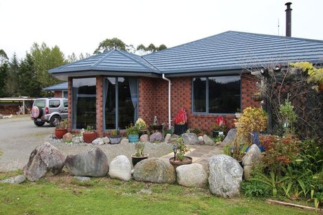 Photo of property in 17 Gold Nugget Road, Marsden, Greymouth, 7805