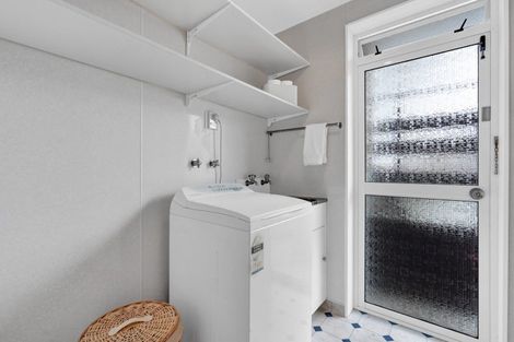 Photo of property in 80 Tukapa Street, Westown, New Plymouth, 4310