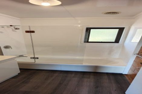 Photo of property in 5 Shackle Lane, Whitby, Porirua, 5024