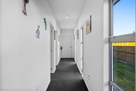 Photo of property in 22 Mercade Close, Stratford, 4332