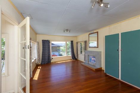 Photo of property in 4 Mckay Street, Paraparaumu Beach, Paraparaumu, 5032