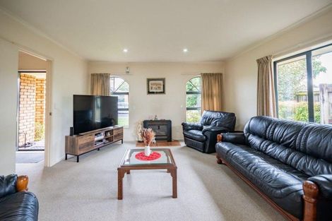 Photo of property in 9 Callum Court, Rototuna, Hamilton, 3210