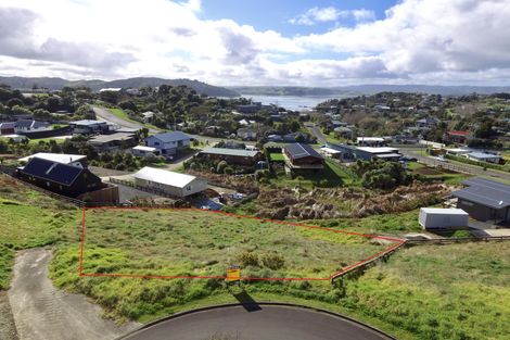 Photo of property in 14 Puka Place, Raglan, 3225