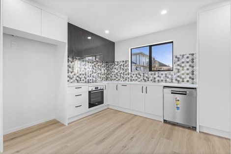 Photo of property in 15 Dreadon Road, Manurewa, Auckland, 2102