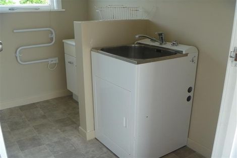 Photo of property in 70 Tukapa Street, Westown, New Plymouth, 4310