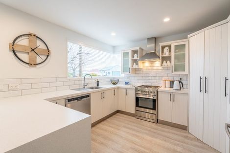 Photo of property in 87 Temple Crescent, Gleniti, Timaru, 7910