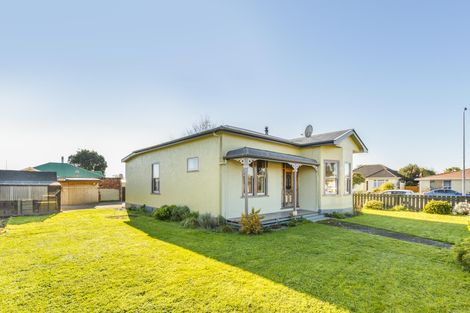 Photo of property in 17 Douglas Street, West End, Palmerston North, 4412